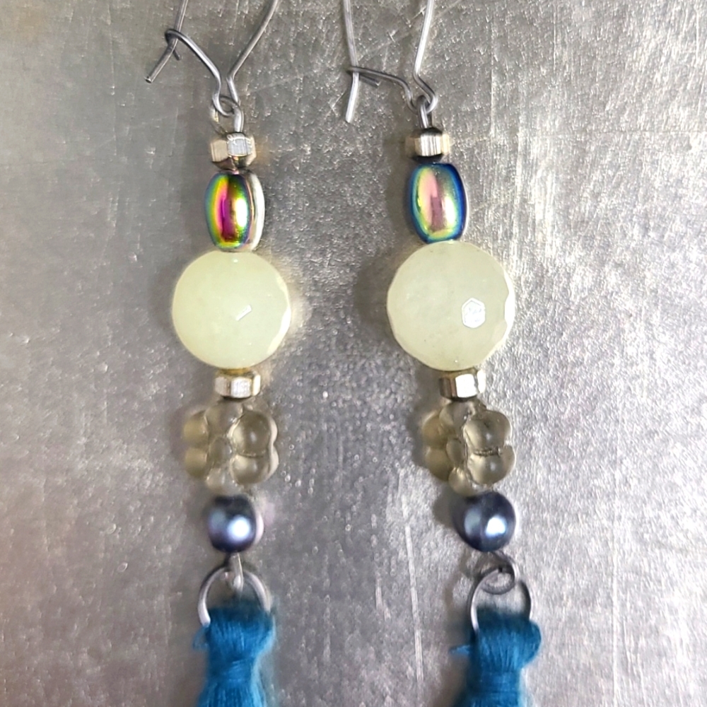 Earrings Teal Green Tassel Handmade Brand New Lightweight Eclectic Unique Gift - Picture 2 of 3